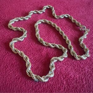 14k Yellow Gold Filled 4.2mm Rope Chain
Necklace 20”  31 grams